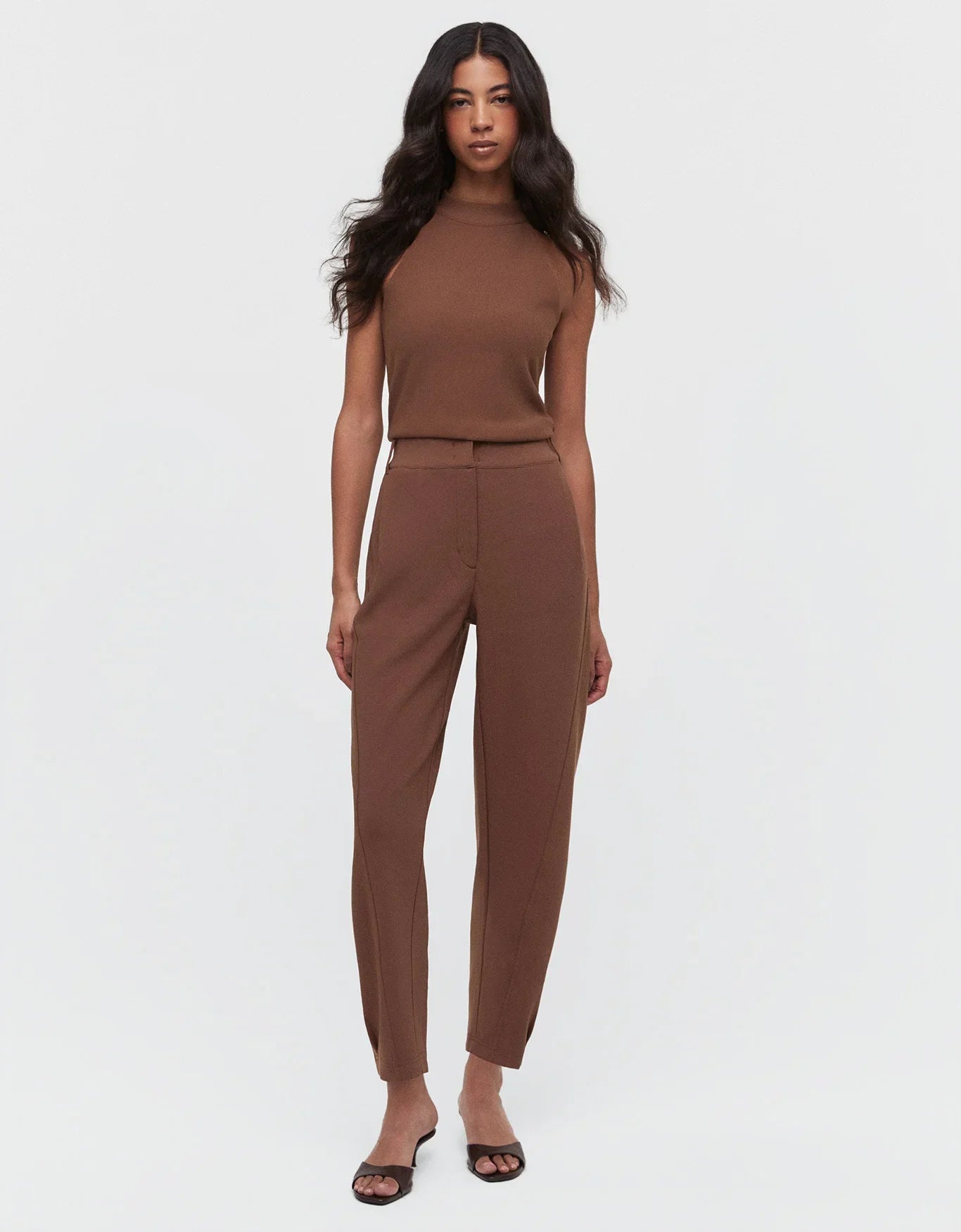 Pantalones holgados de crepé 360