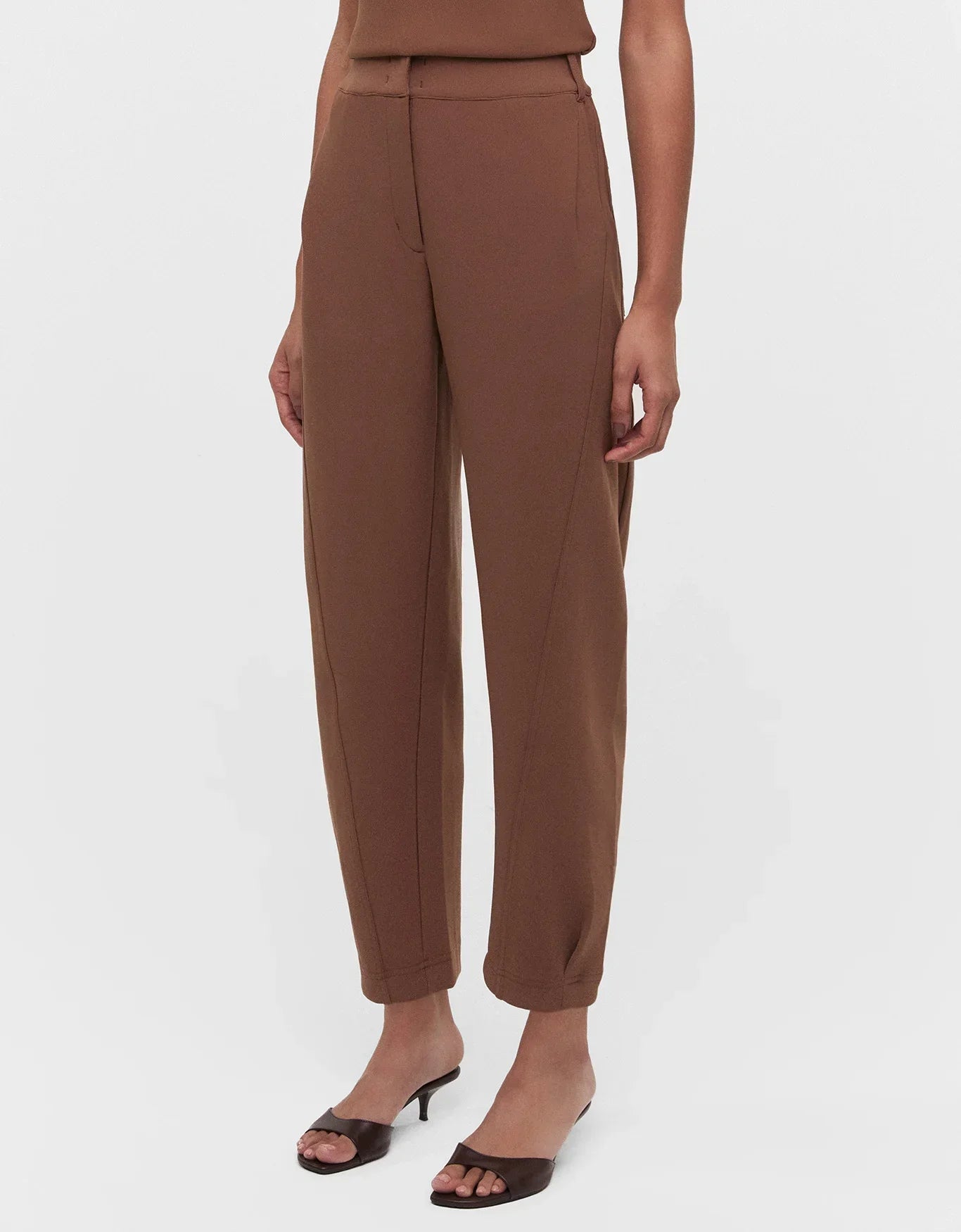Pantalones holgados de crepé 360