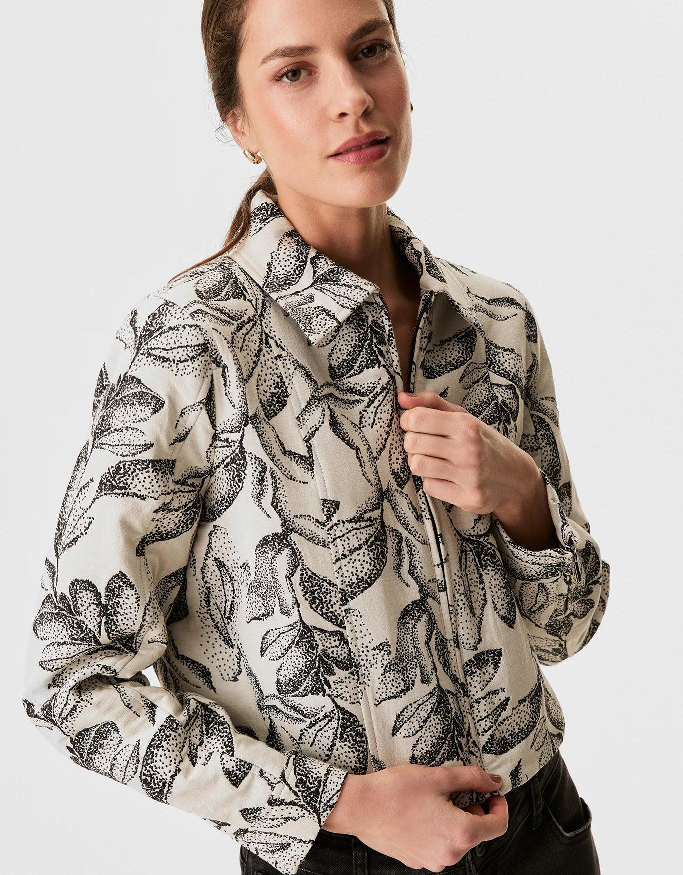 Chaqueta jacquard de lunares y hojas